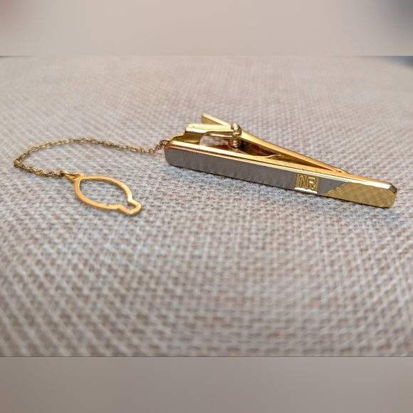 Nina Ricci vintage Tie Clip - Picture 2 of 3